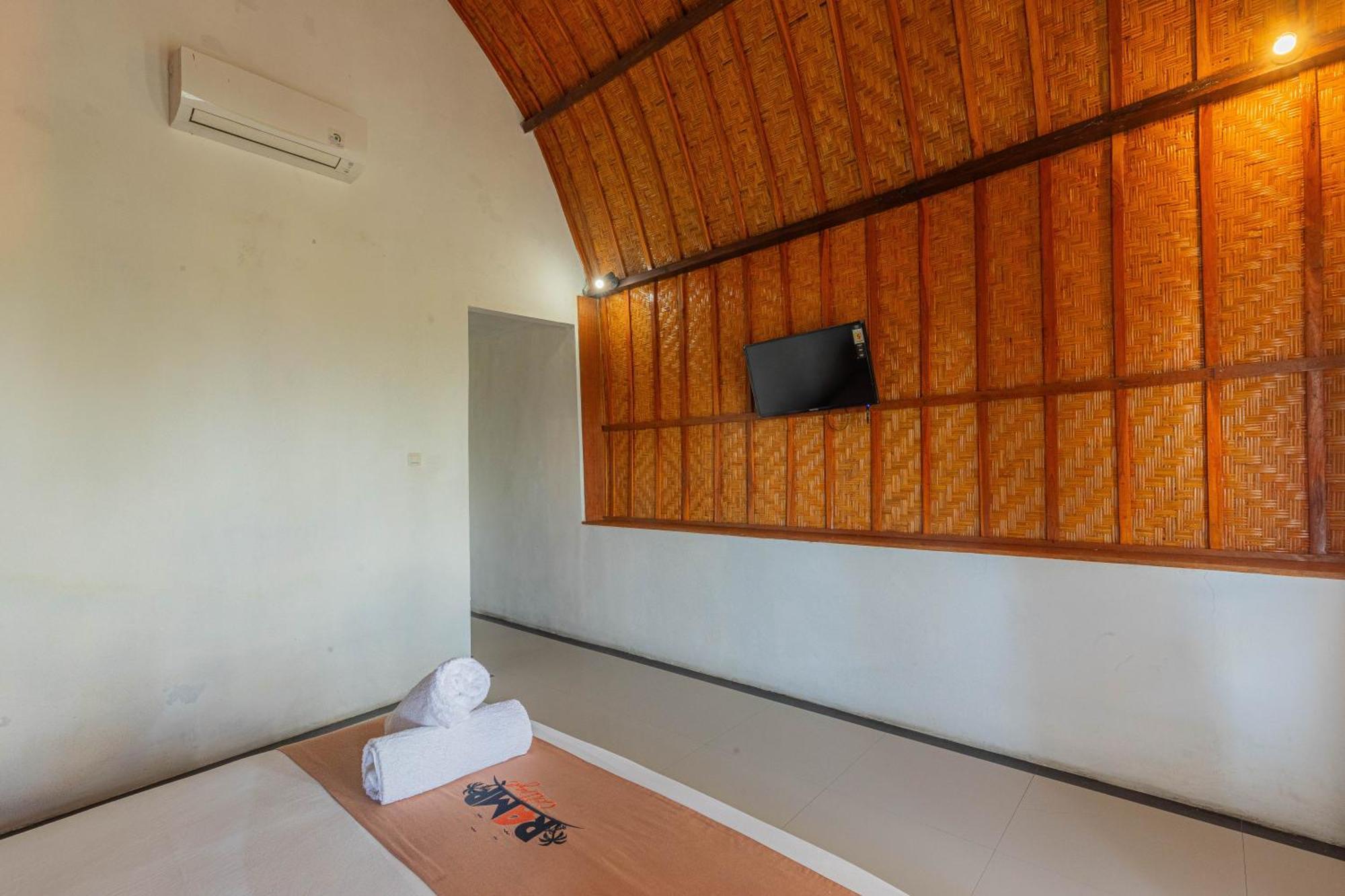 Ramp Cottage Batumadeg Exterior photo